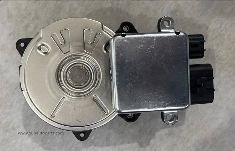 MOTOR VENTILATORJA Mitsubishi GRANDIS 2.4NA4W z uporom OEM 168000-4611